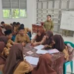 Ilustrasi siswa-siswi di madrasah