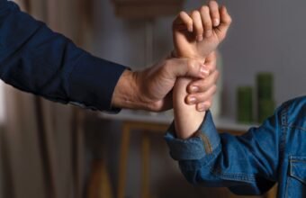 Ilustrasi Child grooming