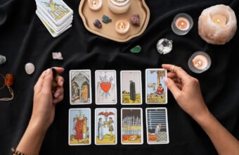 Ilustrasi tarot