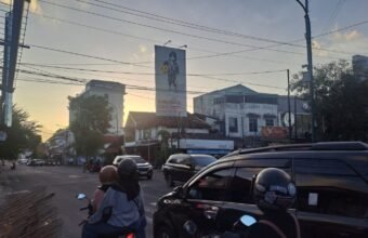 Pameran "Sayangi Teman" karya Digie Sigit di area eks Bioskop Permata, Jalan Sultan Agung, Pakualaman, Yogyakarta