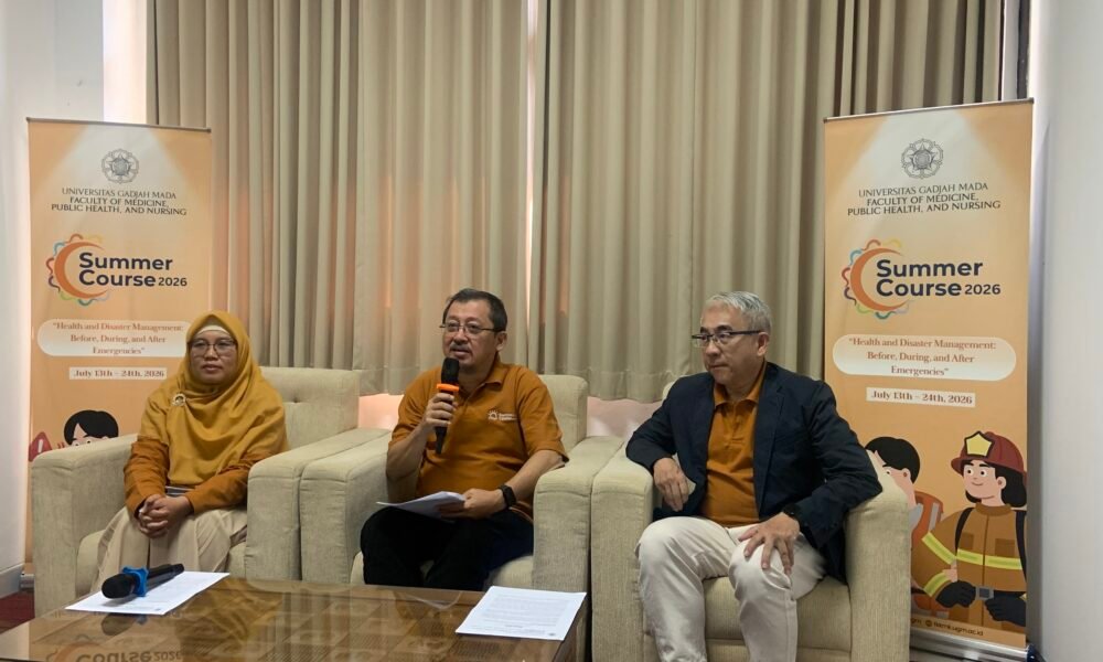 Konferensi pers Summer Course 2026 on Interprofessional Healthcare bertema “Health and Disaster Management: Before, During, and After Emergencies” pada 13–24 Juli 2026.