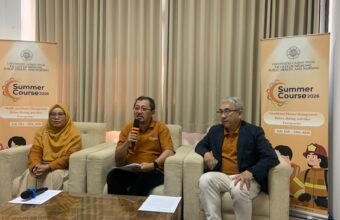 Konferensi pers Summer Course 2026 on Interprofessional Healthcare bertema “Health and Disaster Management: Before, During, and After Emergencies” pada 13–24 Juli 2026.